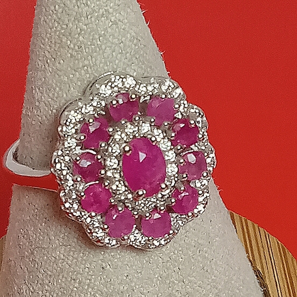 925 Sterling Silver Ring Sz 7 with Natural Ruby 6x4mm & CZ - Picture 8 of 11